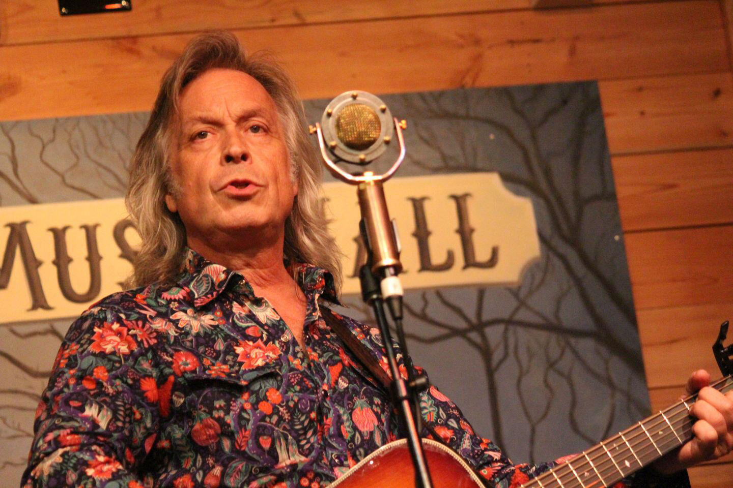 Fiddle and Bow jim lauderdale.jpg
